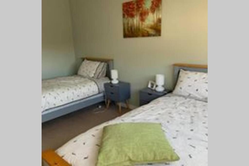 Creag Mhor Self Catering Holiday Apartment 阿伯福伊尔 外观 照片