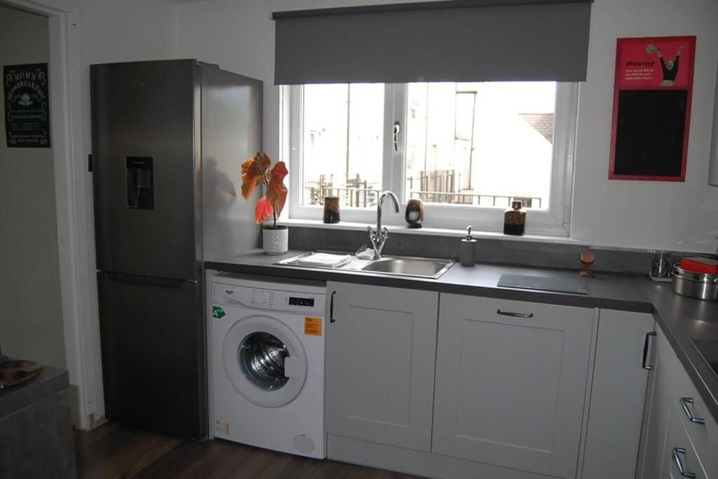 Creag Mhor Self Catering Holiday Apartment 阿伯福伊尔 外观 照片